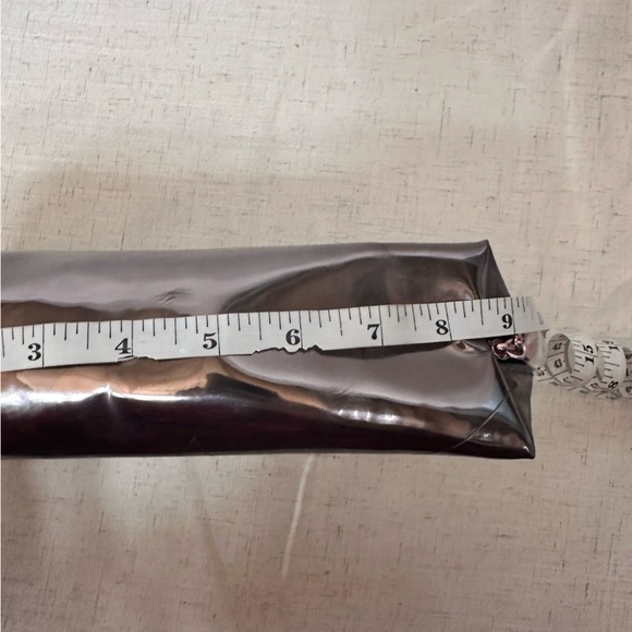 YSL Beauté Metallic Mirrored Cosmetic Bag | Yves Saint Laurent Travel Pouch - Picture 8 of 10